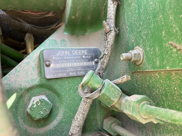 2002 John Deere 8220 photo 18