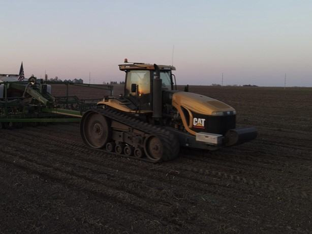 2003 Challenger MT835