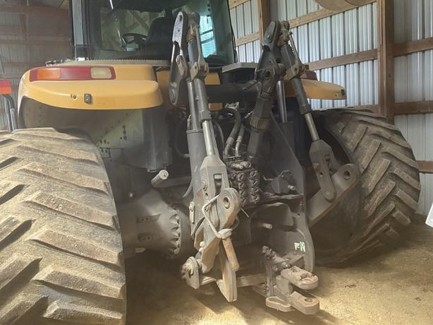 2003 Challenger MT835 photo 5