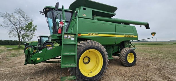2004 John Deere 9660 STS