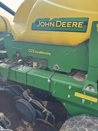 2007 John Deere 1990CCS photo 6