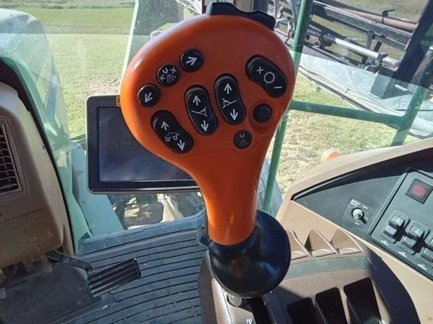 2009 John Deere 4730 photo 9