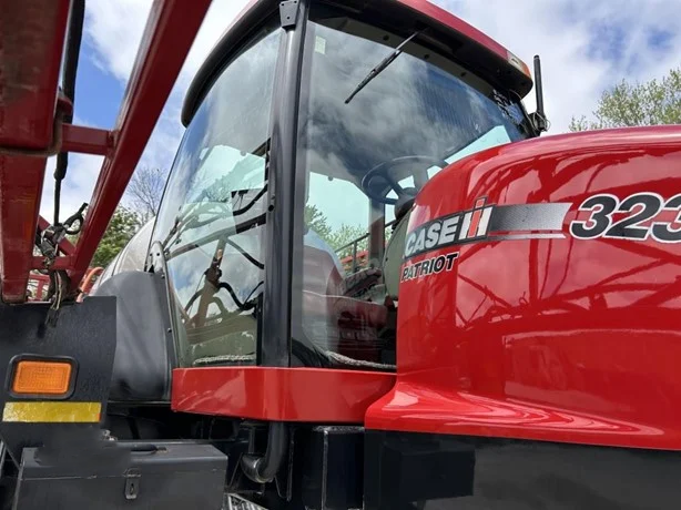 2011 Case IH Patriot 3230 photo 3