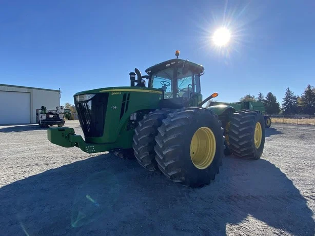 2012 John Deere 9560R photo 2
