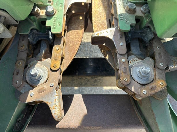 2013 John Deere 616C photo 18