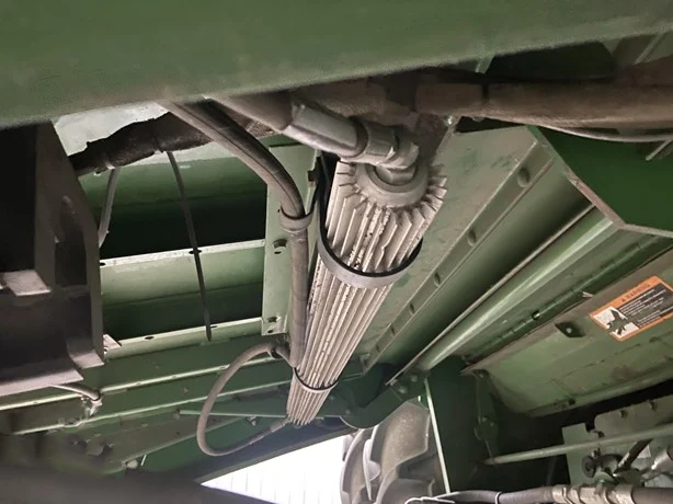 2013 John Deere S680 photo 4