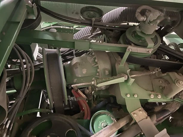 2013 John Deere S680 photo 6
