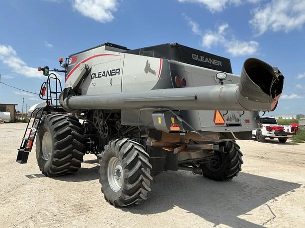 2014 Gleaner S68 photo 7