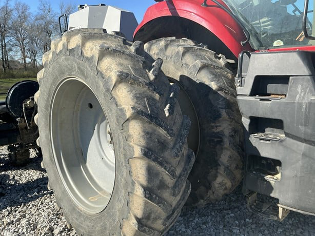 2015 Case IH Magnum 310 photo 12