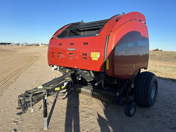2017 Case IH RB565