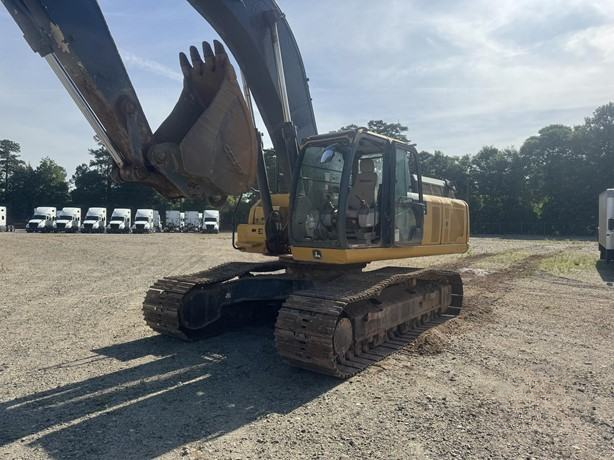 2017 Deere 350G LC photo 5