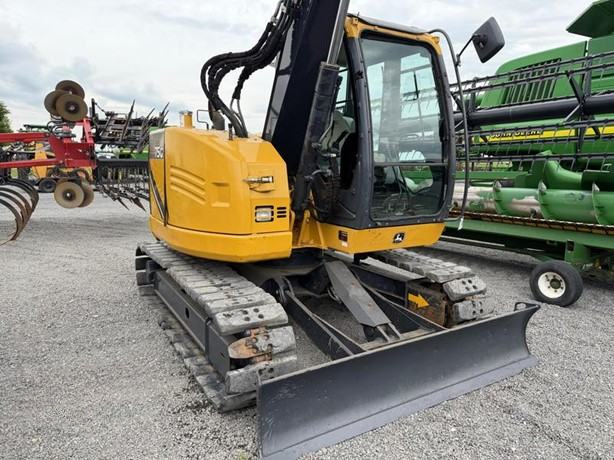 2018 Deere 75G photo 6