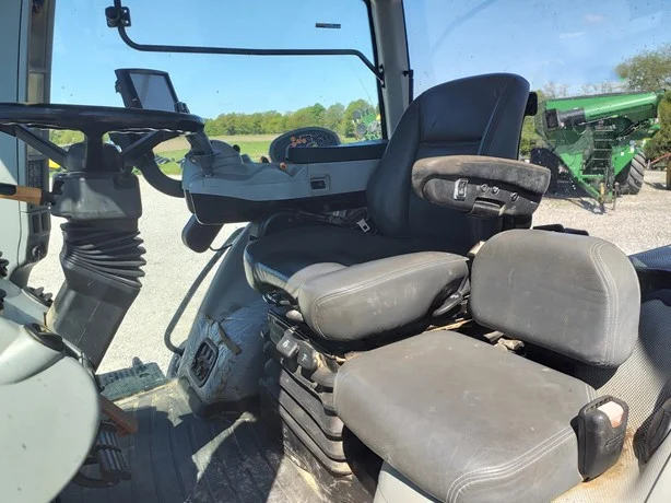 2018 New Holland T8.410 photo 6