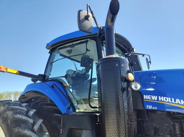 2018 New Holland T8.410 photo 8