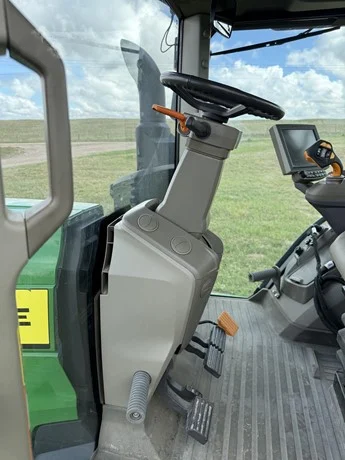 2020 John Deere 8R 370 photo 14