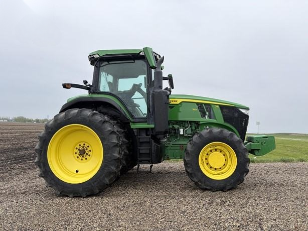 2021 John Deere 7R 210 photo 6