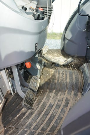 2021 Kubota MX5400 photo 13