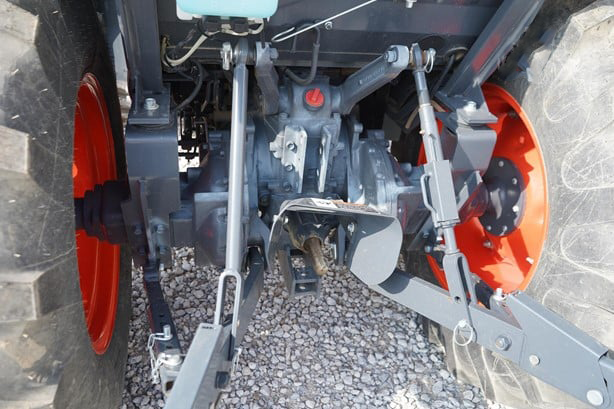 2021 Kubota MX5400 photo 17