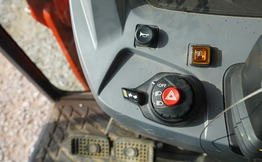 2021 Kubota MX5400 photo 7
