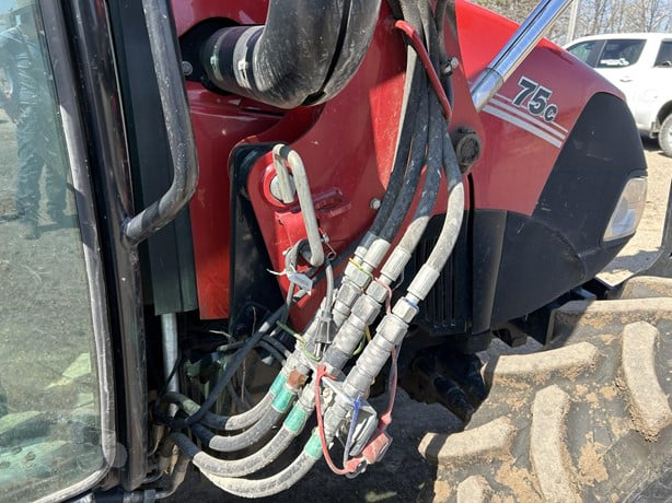 2022 Case IH Farmall 75C photo 7