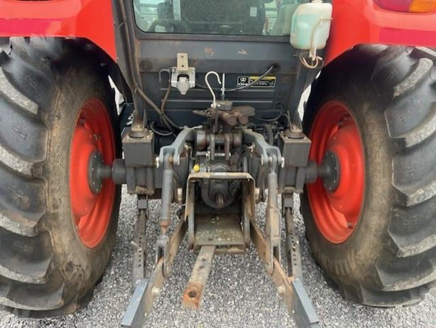 2023 Kubota M7060 photo 8