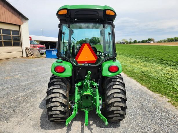 2024 John Deere 3039R photo 4